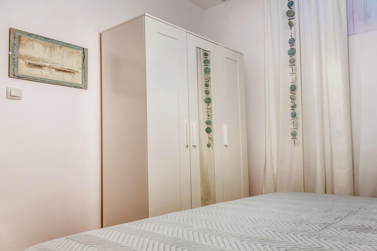 Acropolis Quiet Apartment เอเธนส์ ภายนอก รูปภาพ