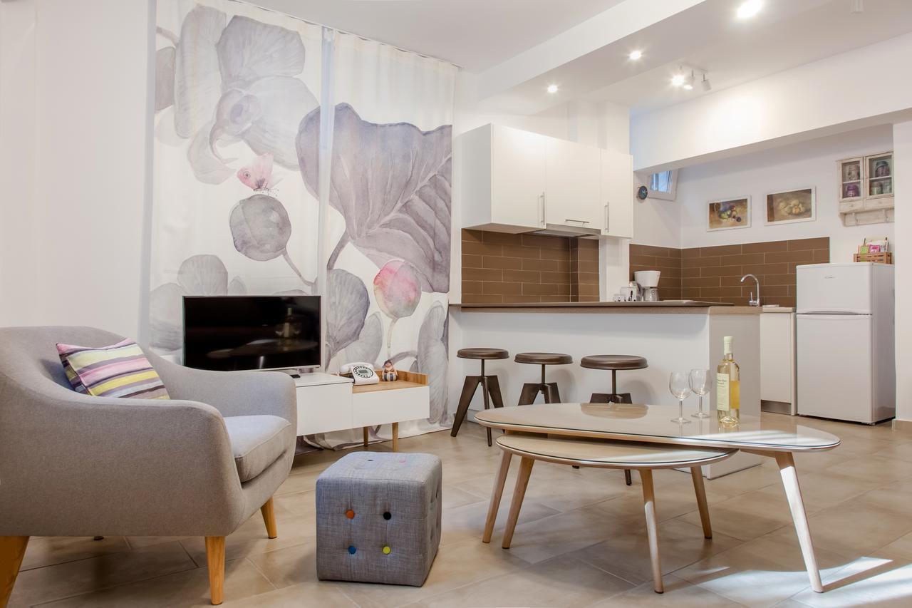 Acropolis Quiet Apartment เอเธนส์ ภายนอก รูปภาพ